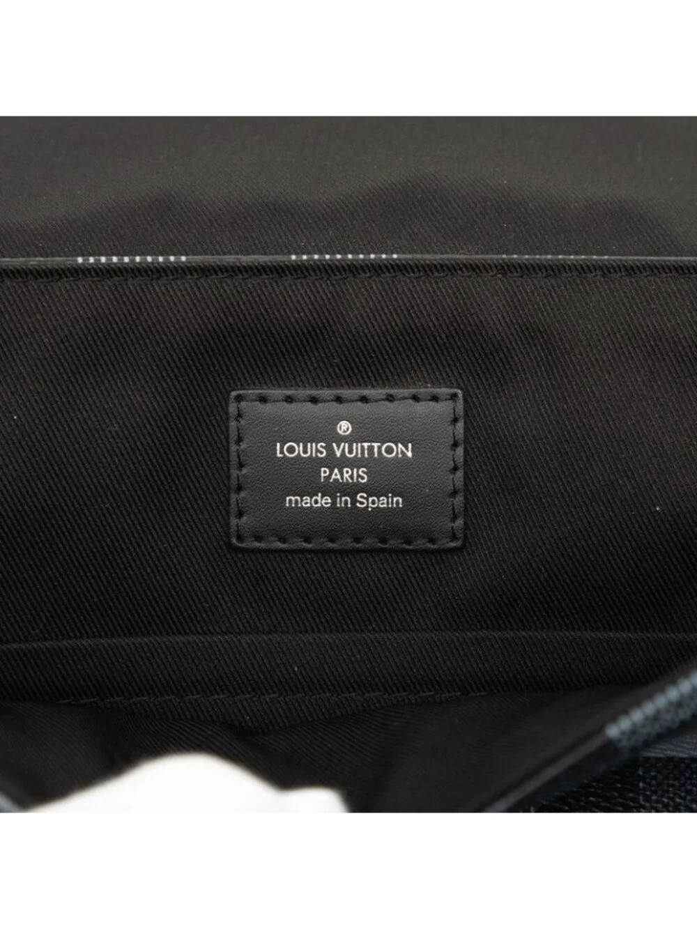 Louis Vuitton Damier Graphite Picreasing le District PM Crossbody Shoulder